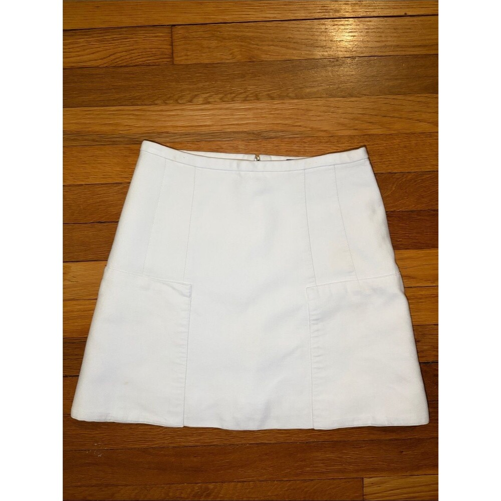 Louis Vuitton White Mini A-Line Skirt with Front Pockets - Size Small